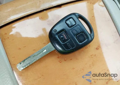 2005 Lexus Rx 330 z USA, uszkodzony, nr VIN 2T2HA31U35C082849